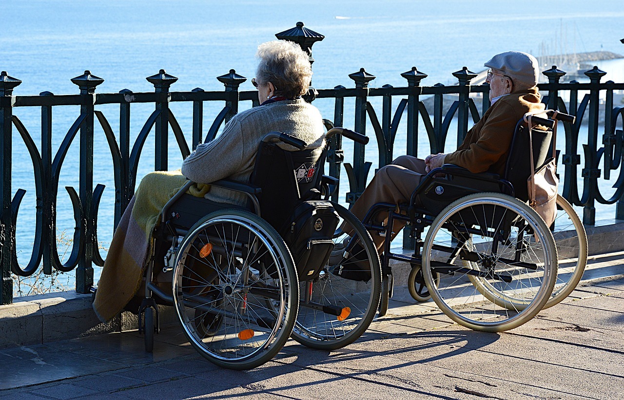 Personnes âgées handicapées : quelles activités ludiques pour les distraire ?